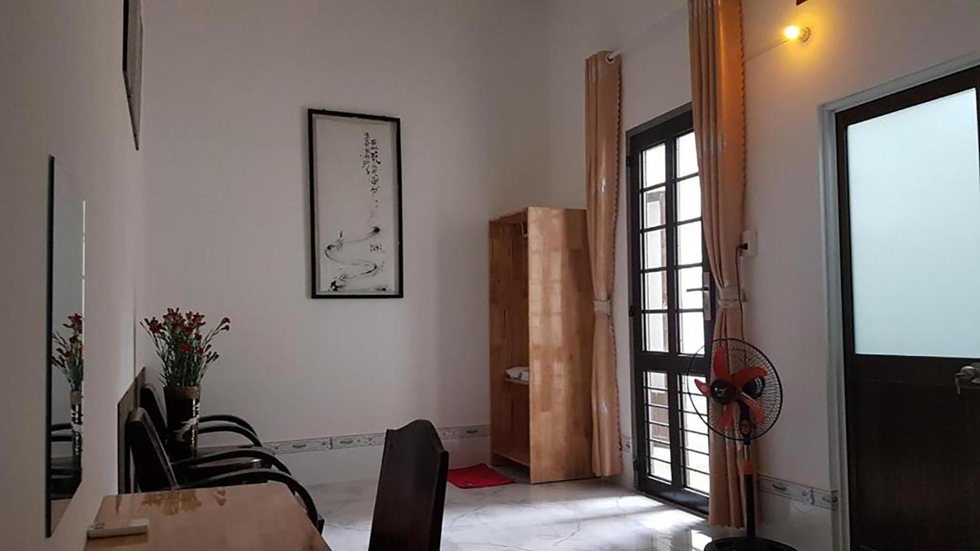 Hoa Lan Motel & Homestay Giong Tu Dien Ngoại thất bức ảnh